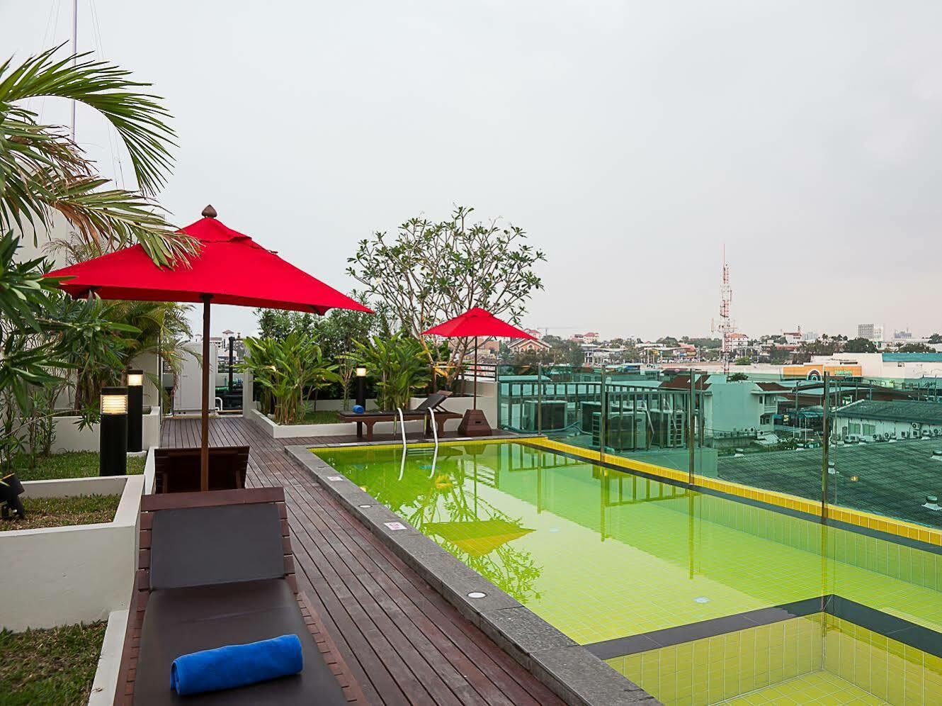 Sunshine Hip Hotel Патая Екстериор снимка